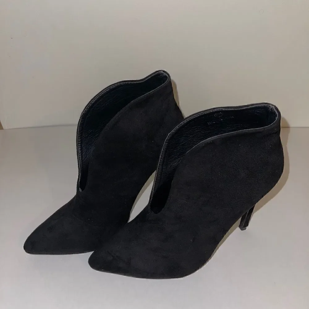 Fashion Nova Black booties
